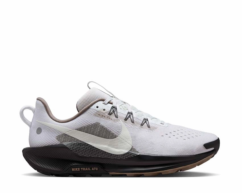 Nike Reactx Pegasus Trail 5 Nike men??s athletic shoes with versatile design