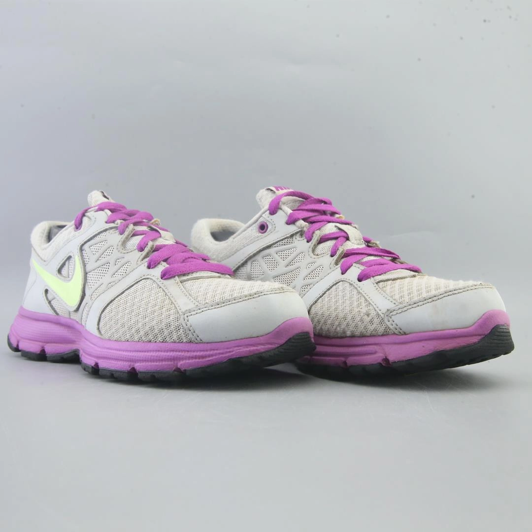 NIKE RELENTLESS 2 Nike performance shoe shots