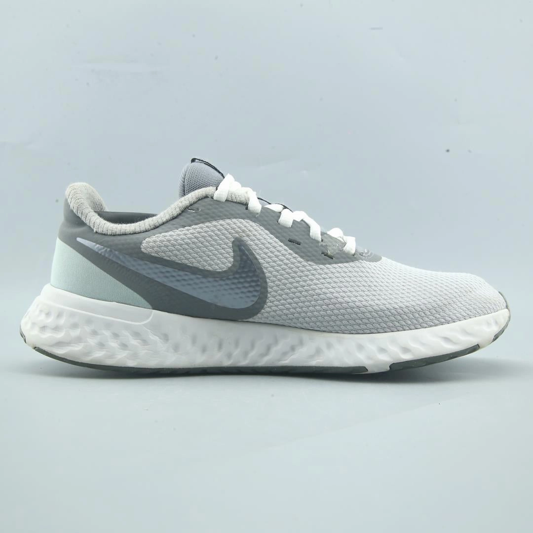 NIKE REVOLUTION 5 Nike casual shoe imagery