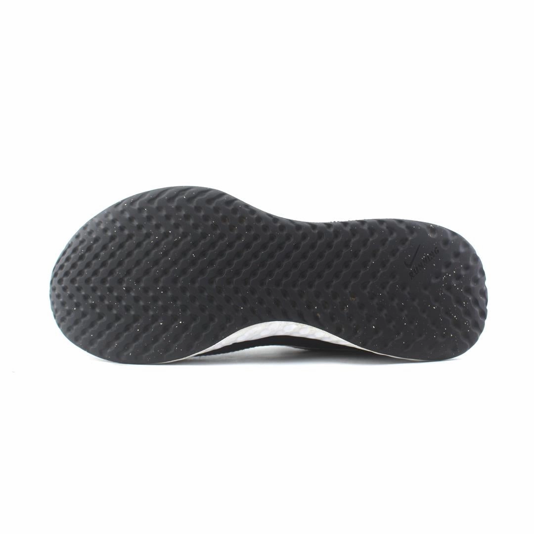 NIKE REVOLUTION 5 Nike performance shoe shots