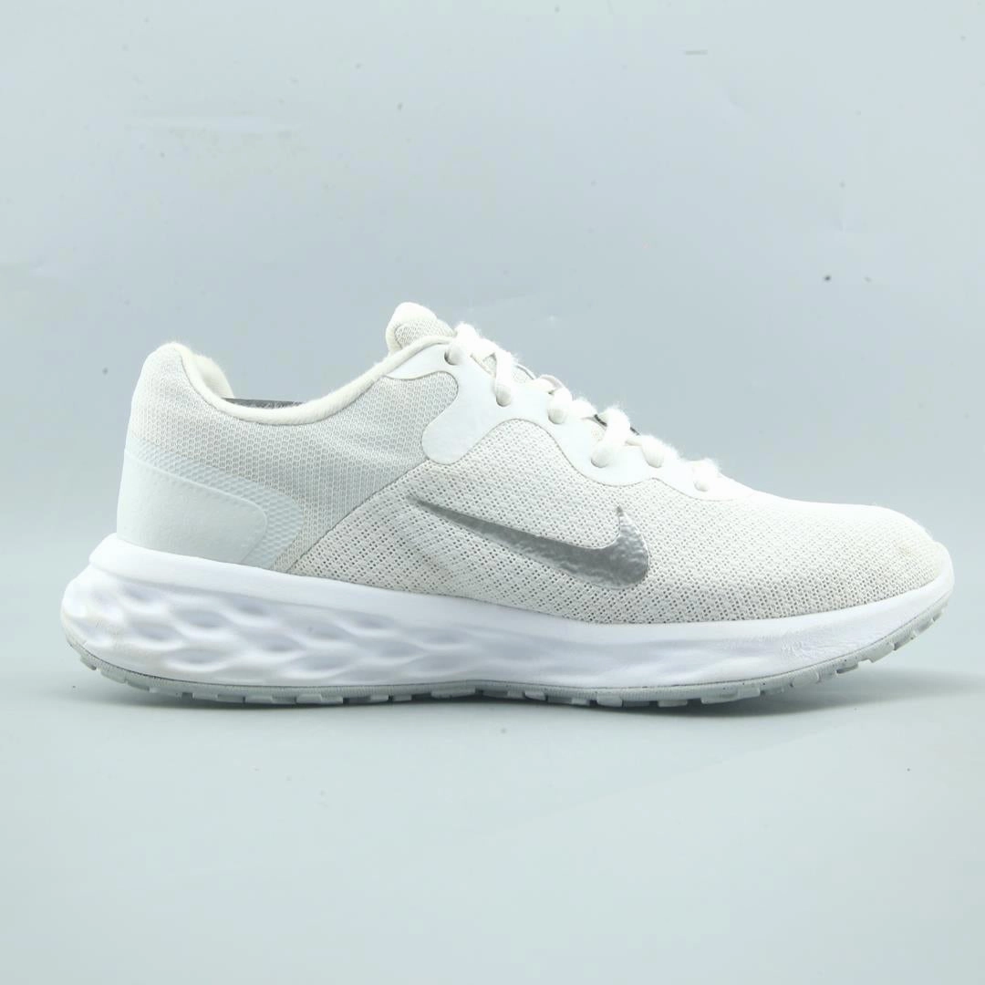 NIKE REVOLUTION 6 Nike casual shoe imagery