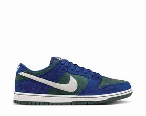 Nike SB Dunk Low Pro Nike men??s athletic shoes with versatile design