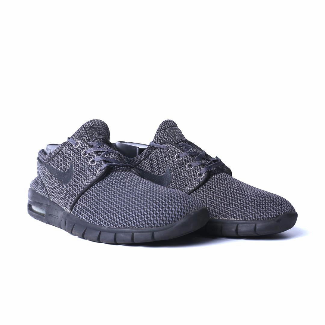 NIKE  SB STEFAN JANOSKI Nike casual shoe imagery