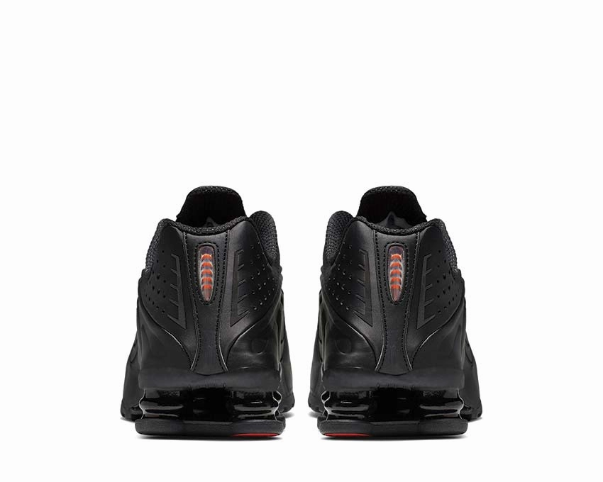 Nike Shox R4 Nike Women??s everyday sneakers