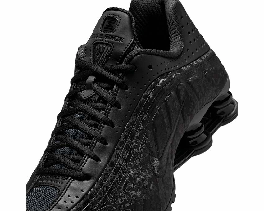Nike Shox R4 W "Black Floral" Nike Women??s everyday sneakers