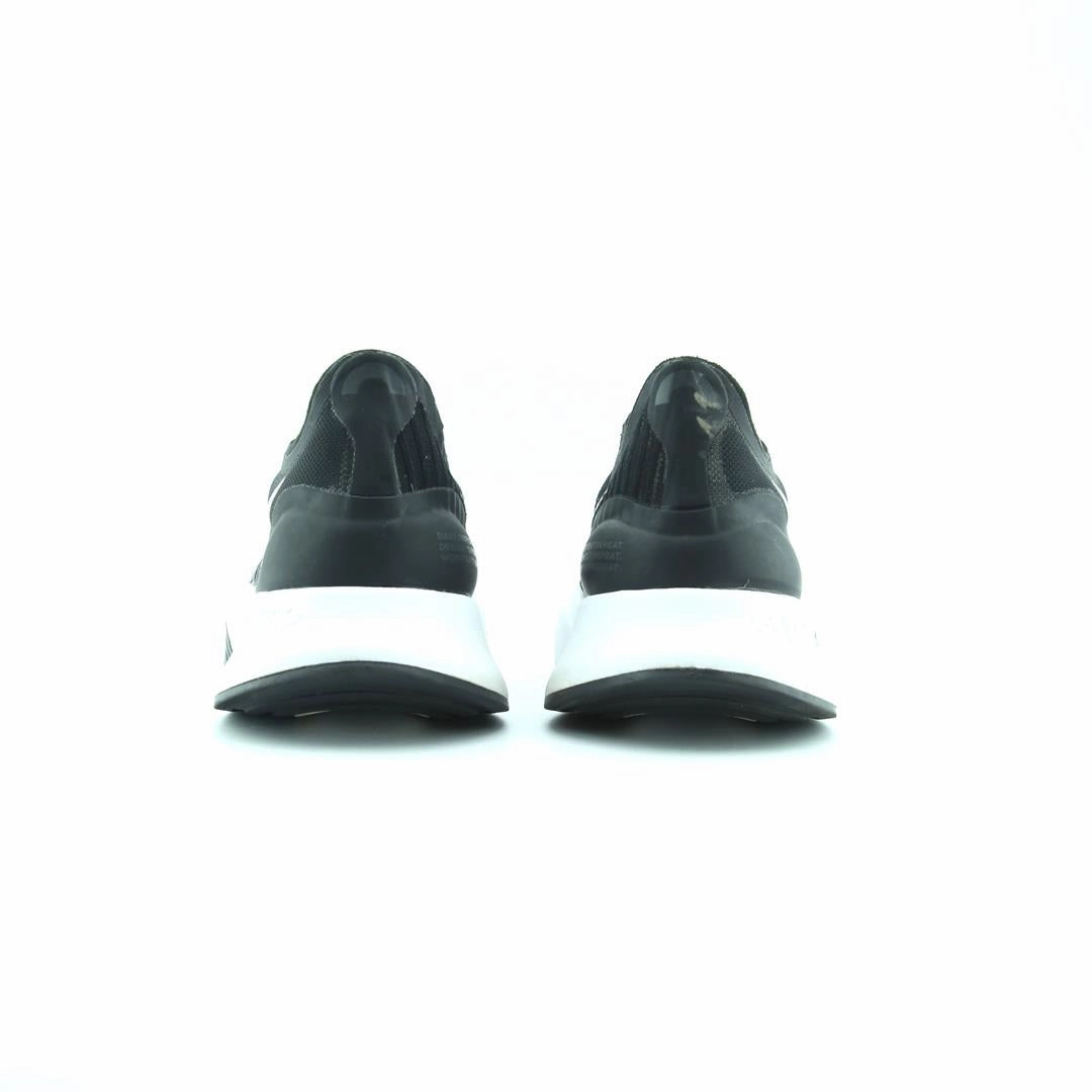 NIKE SUPERREP GO Nike casual shoe imagery