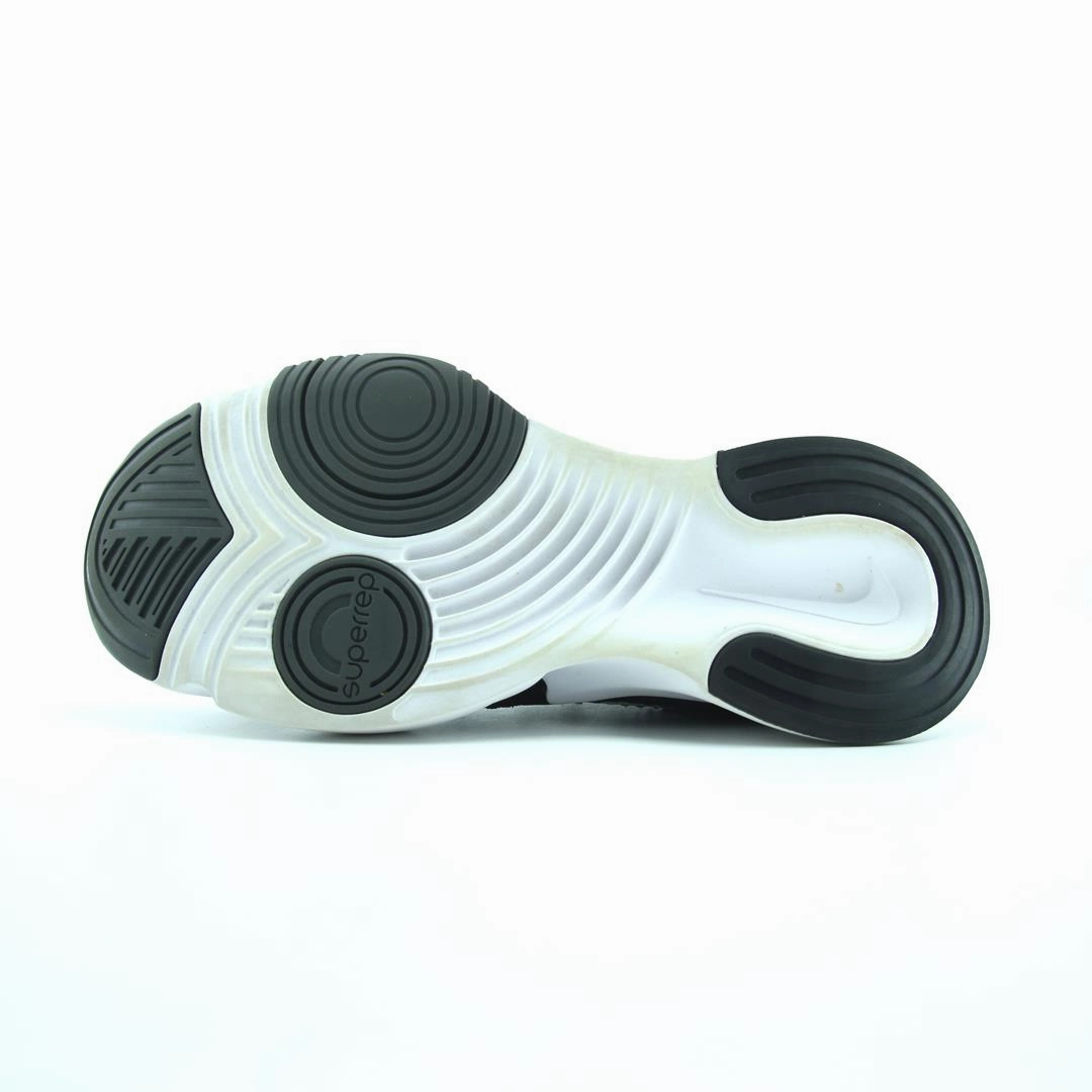 NIKE SUPERREP GO Nike casual shoe imagery