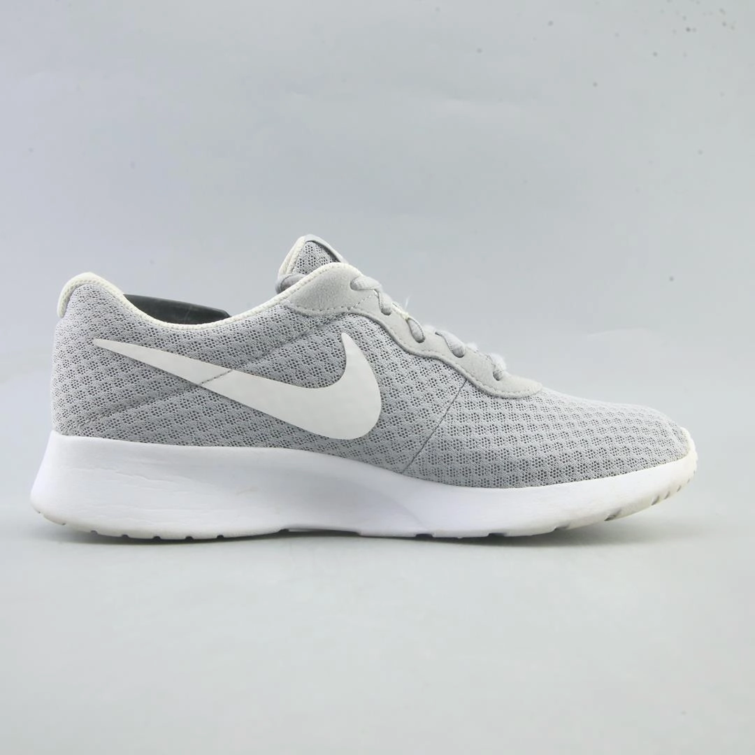 NIKE TANJUN Nike outdoor shoe designs