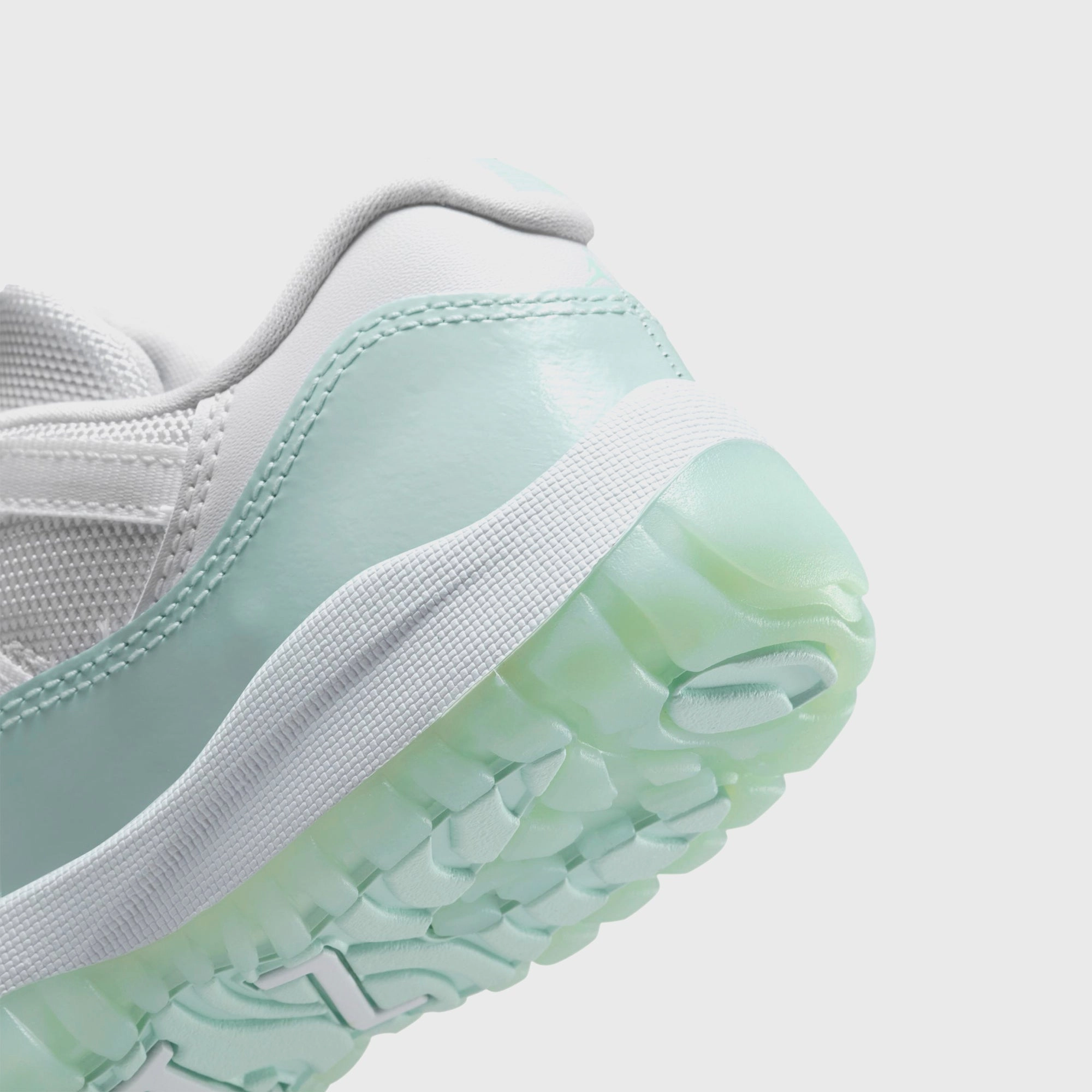 Nike TD Jordan 11 Retro Low - White / Igloo All-day streetwear kicks