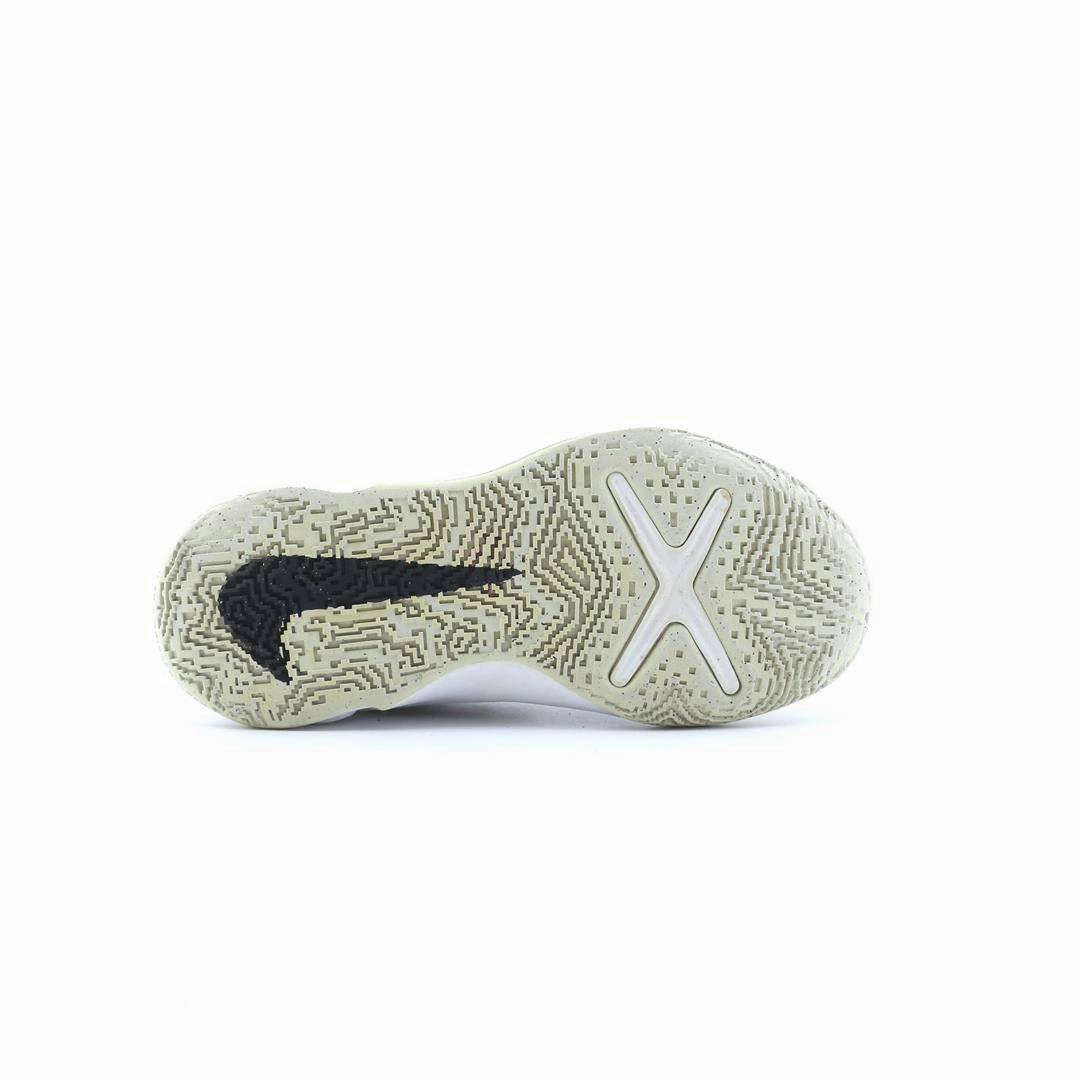 NIKE TEAM HUSTLE D 10 Nike casual shoe imagery