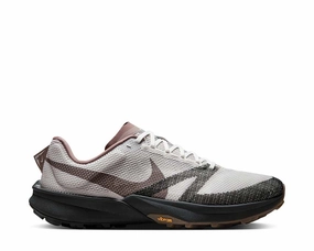 Nike Terra Kiger 10 "Vast Grey" Nike men??s athletic shoes with versatile design