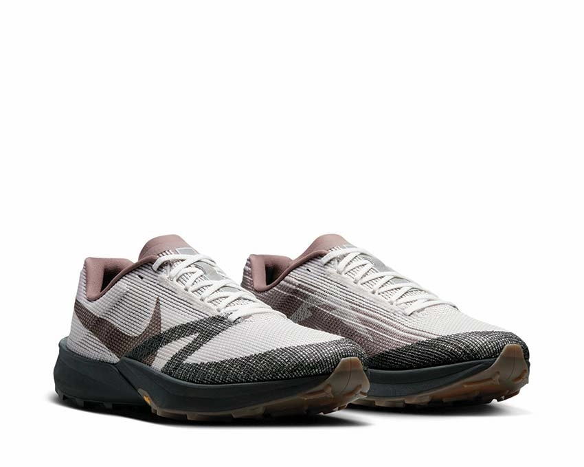 Nike Terra Kiger 10 "Vast Grey" Nike Men??s athletic shoes