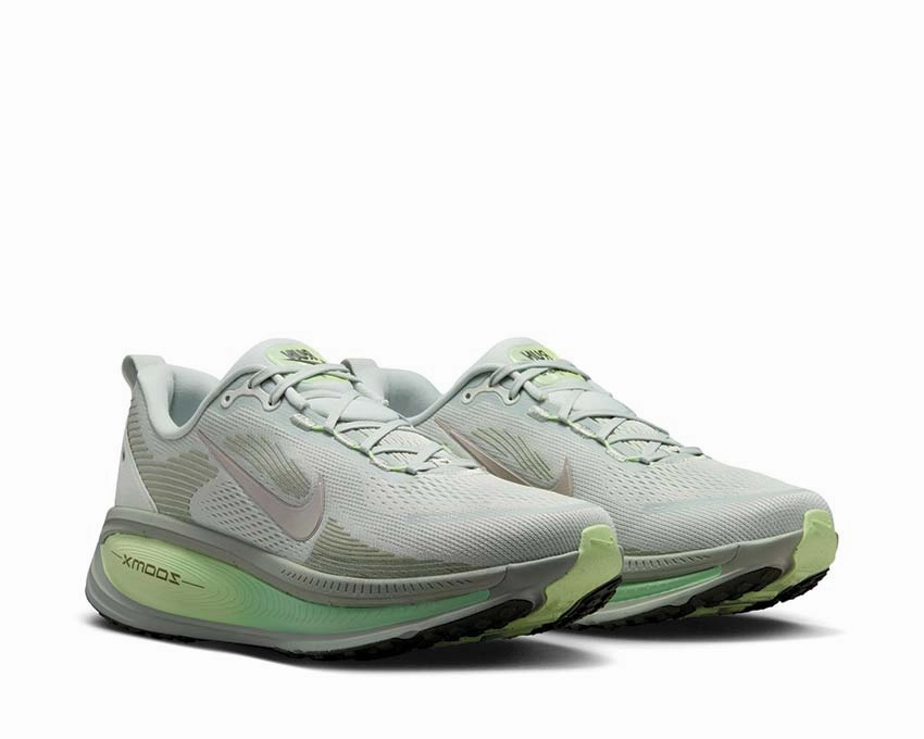 Nike Vomero 18 "Barely Volt" Nike Men??s athletic shoes