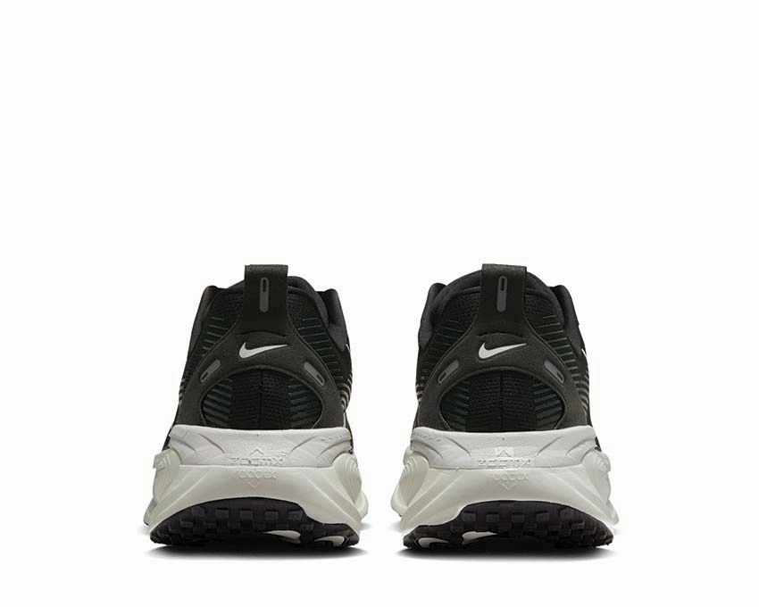 Nike Vomero 18 "Black" Nike Men??s athletic shoes
