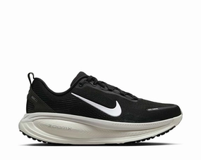 Nike Vomero 18 "Black" Nike men??s athletic shoes with versatile design