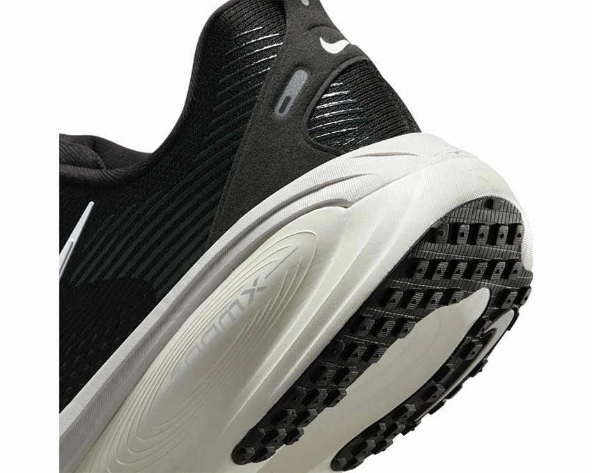 Nike Vomero 18 "Black" Nike Men??s athletic shoes