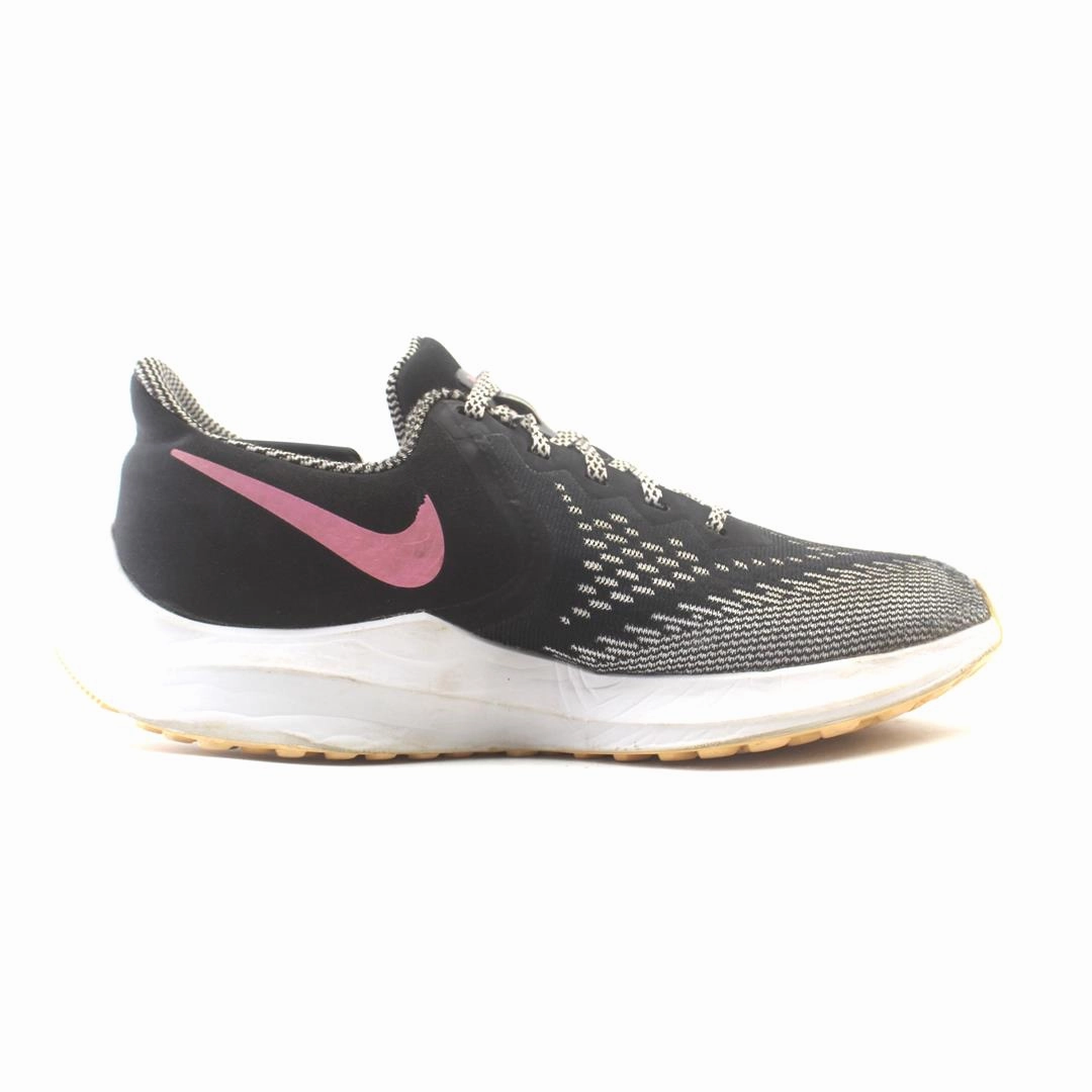 NIKE WINFLO 6 vibrant Nike shoe colors