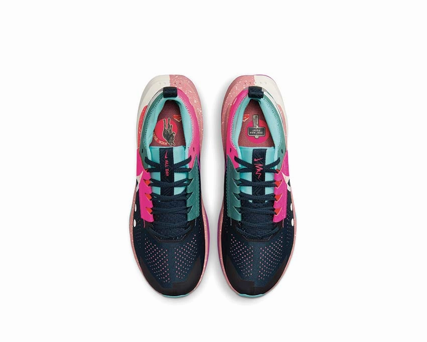 Nike Zegama Trail 2 Nike Men??s athletic shoes