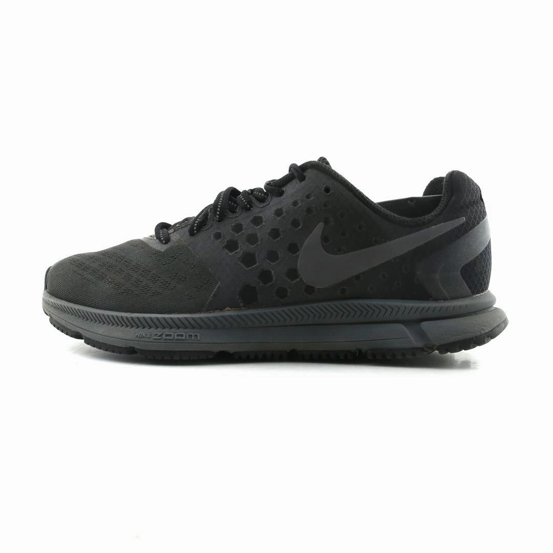 NIKE  ZOOM SPAN SHIELD Nike classic retro sneaker looks