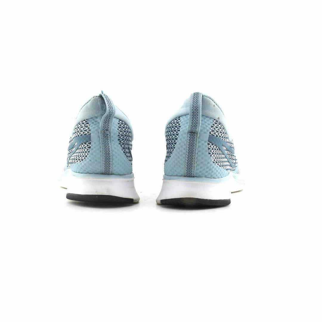 NIKE  ZOOM STRIKE sleek Nike sneaker angles