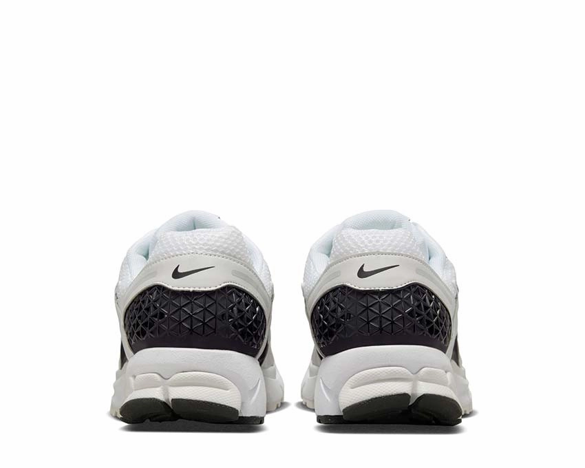 Nike Zoom Vomero 5 Nike Men??s athletic shoes