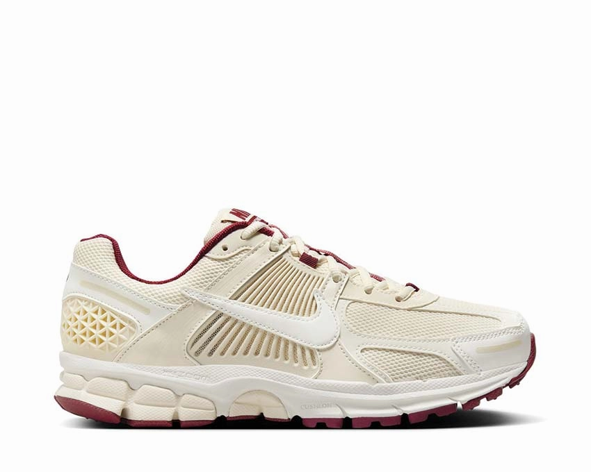 Nike Zoom Vomero 5 Nike men??s athletic shoes with versatile design