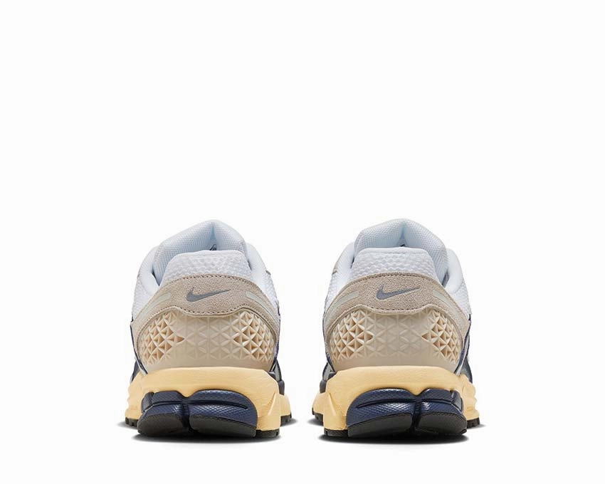 Nike Zoom Vomero 5 Nike Men??s everyday sneakers