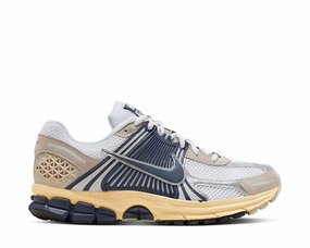 Nike Zoom Vomero 5 Nike Men??s sneakers built for performance and comfort