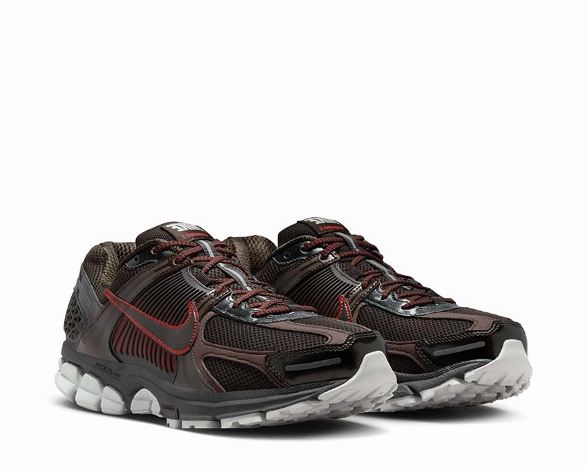Nike Zoom Vomero 5 Nike Men??s everyday sneakers