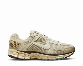 Nike Zoom Vomero 5 Nike women??s sneakers with sporty chic feel