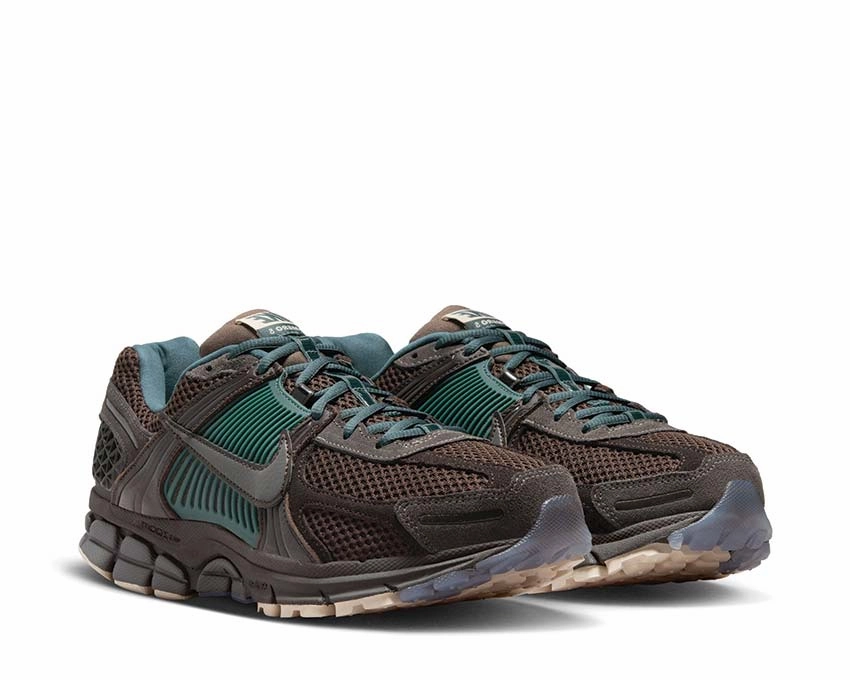 Nike Zoom Vomero 5 Prm Nike Women??s everyday sneakers