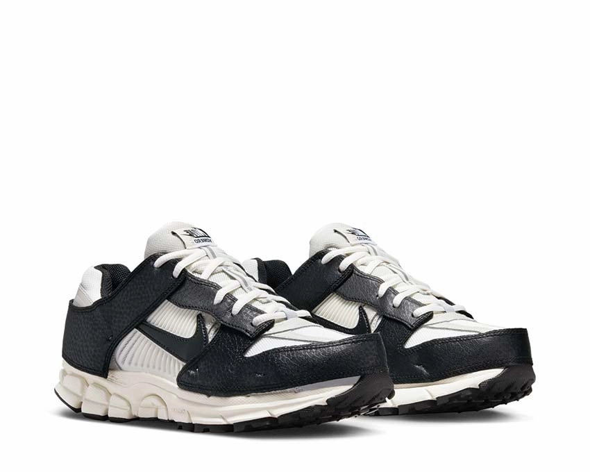 Nike Zoom Vomero 5 Prm "Timeless" Nike Women??s everyday sneakers