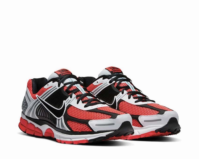 Nike Zoom Vomero 5 SE "Bright Crimson" Nike Men??s athletic shoes