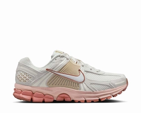 Nike Zoom Vomero 5 W Nike women??s sneakers with sporty chic feel