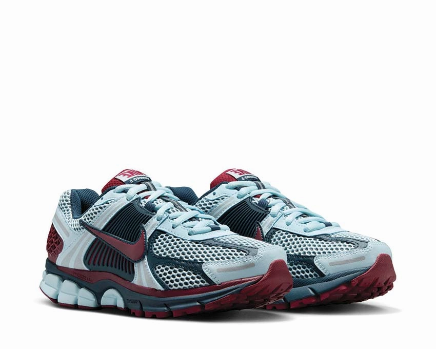 Nike Zoom Vomero 5 W Nike Women??s everyday sneakers