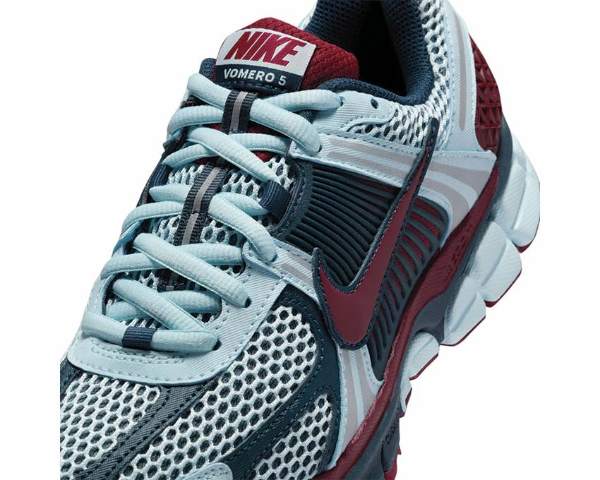 Nike Zoom Vomero 5 W Nike Women??s everyday sneakers