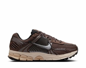 Nike Zoom Vomero 5 W "Baroque Brown" Nike men??s athletic shoes with versatile design