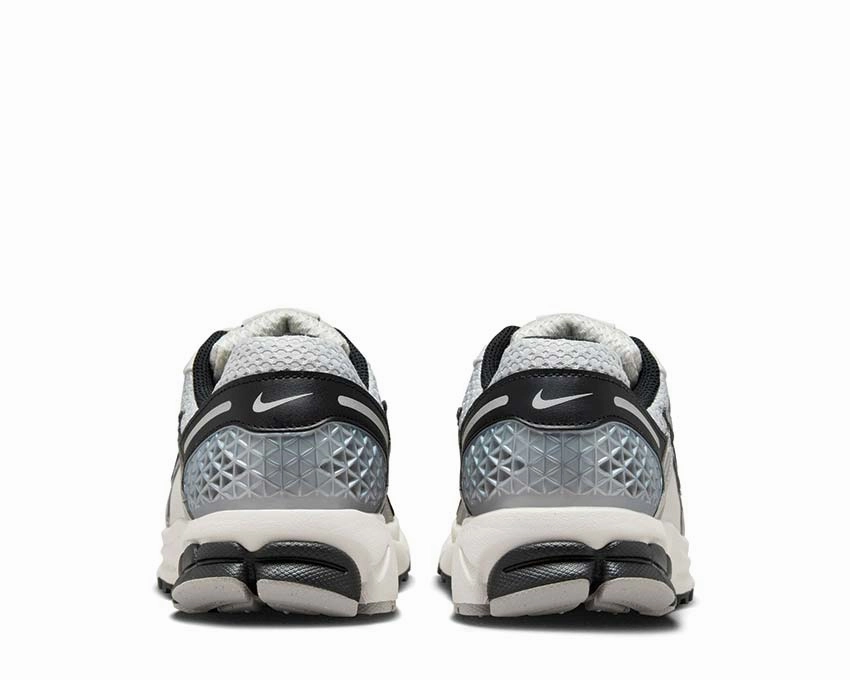 Nike Zoom Vomero 5 W "Photon Dust" Nike Women??s everyday sneakers