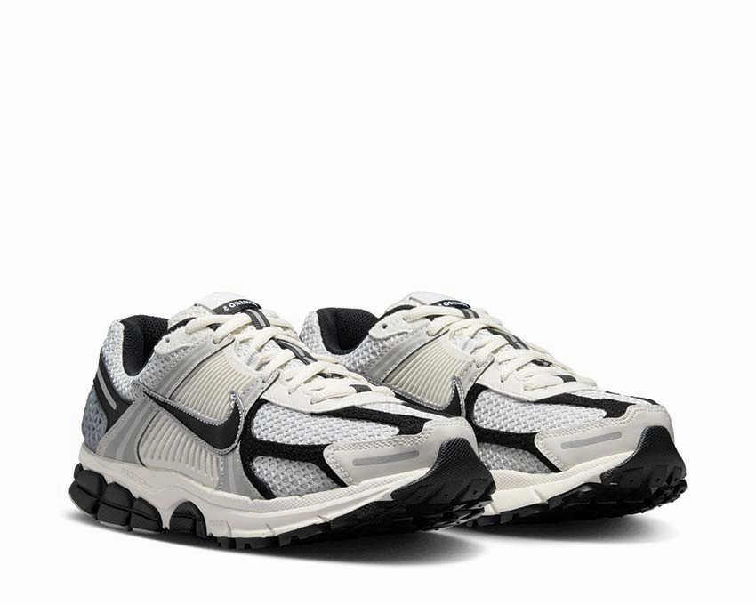 Nike Zoom Vomero 5 W "Photon Dust" Nike Women??s everyday sneakers