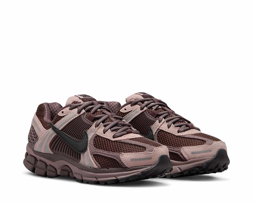 Nike Zoom Vomero 5 W "Plum Eclipse" Nike Women??s everyday sneakers