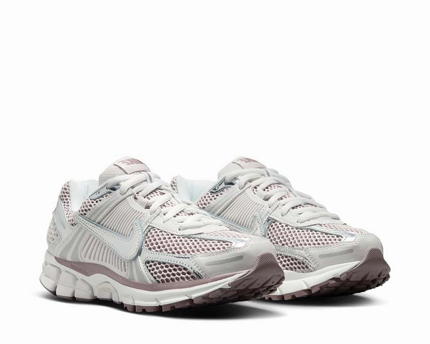 Nike Zoom Vomero 5 W "Vast Grey" Nike Women??s everyday sneakers