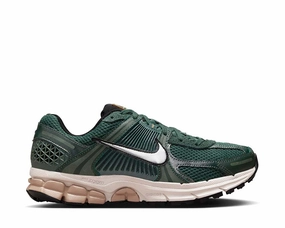 Nike Zoom Vomero 5 W "Vintage Green" Nike women??s sneakers with sporty chic feel