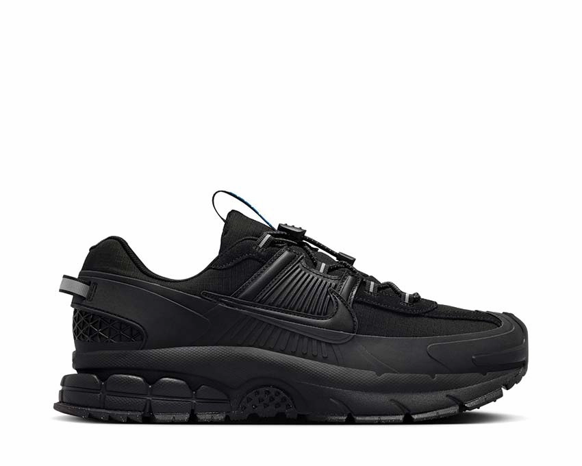 Nike Zoom Vomero Roam Nike men??s athletic shoes with versatile design