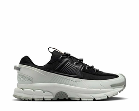 Nike Zoom Vomero Roam Nike men??s athletic shoes with versatile design