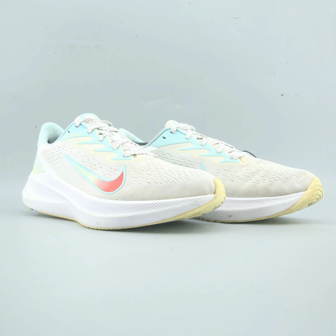 NIKE ZOOM WINFLO 7 Nike casual shoe imagery