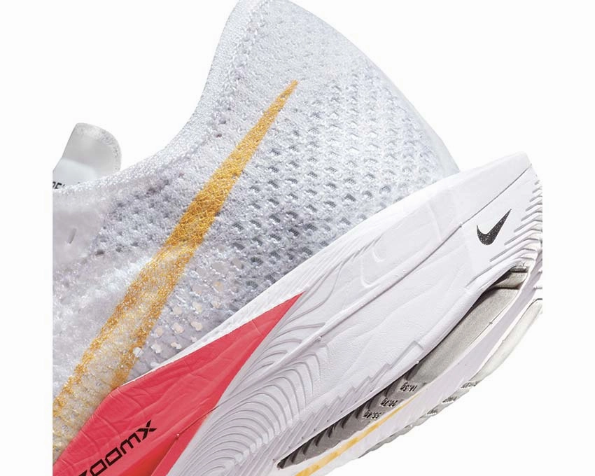 Nike ZoomX Vaporfly Next 3% W Nike Women??s everyday sneakers