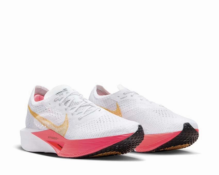 Nike ZoomX Vaporfly Next 3% W Nike Women??s everyday sneakers