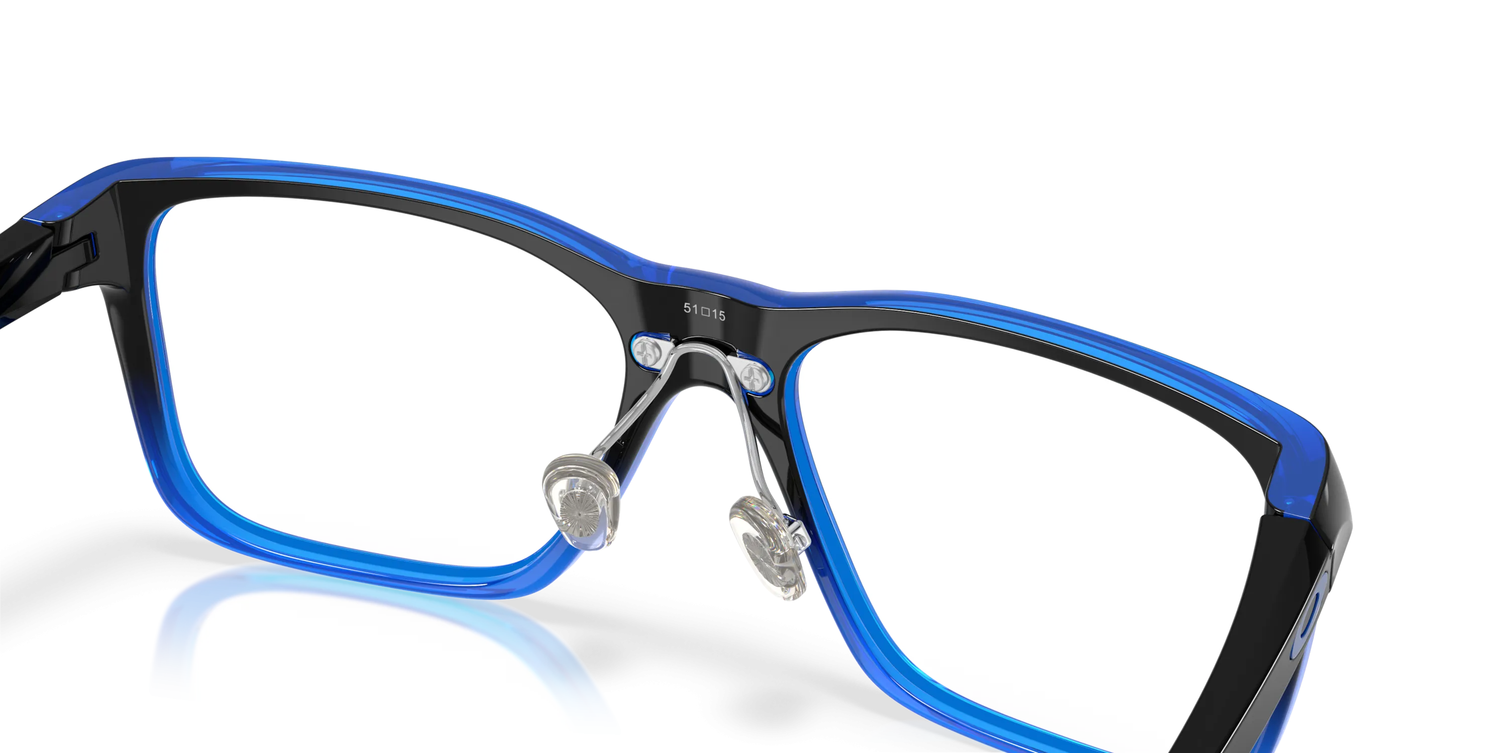 Oakley Sando (Youth Fit)