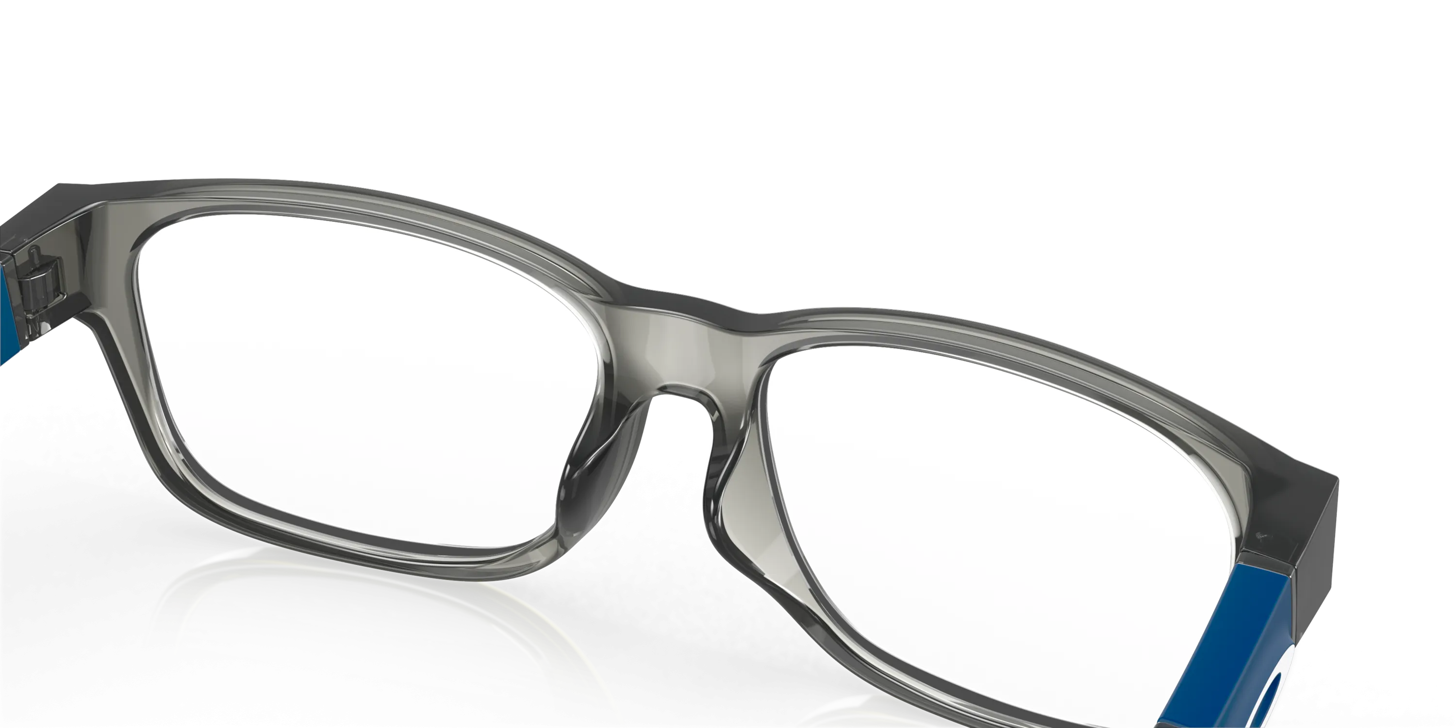 Oakley Top Level (Youth - Low Bridge Fit)