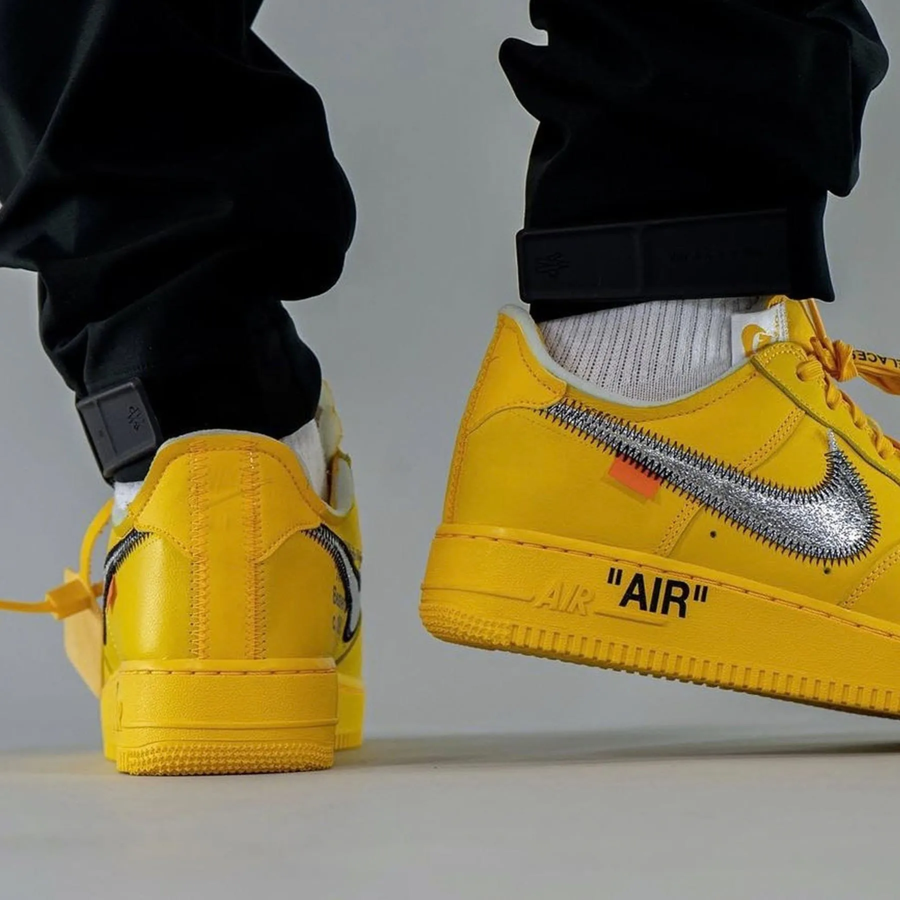 Off-White x Nike Air Force 1 Low 'Lemonade' Nike Air Force 1 low-top sneakers